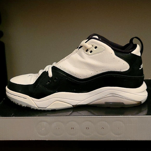 Jordan Ol' School III 5/8TH GS - Picture 2 of 9